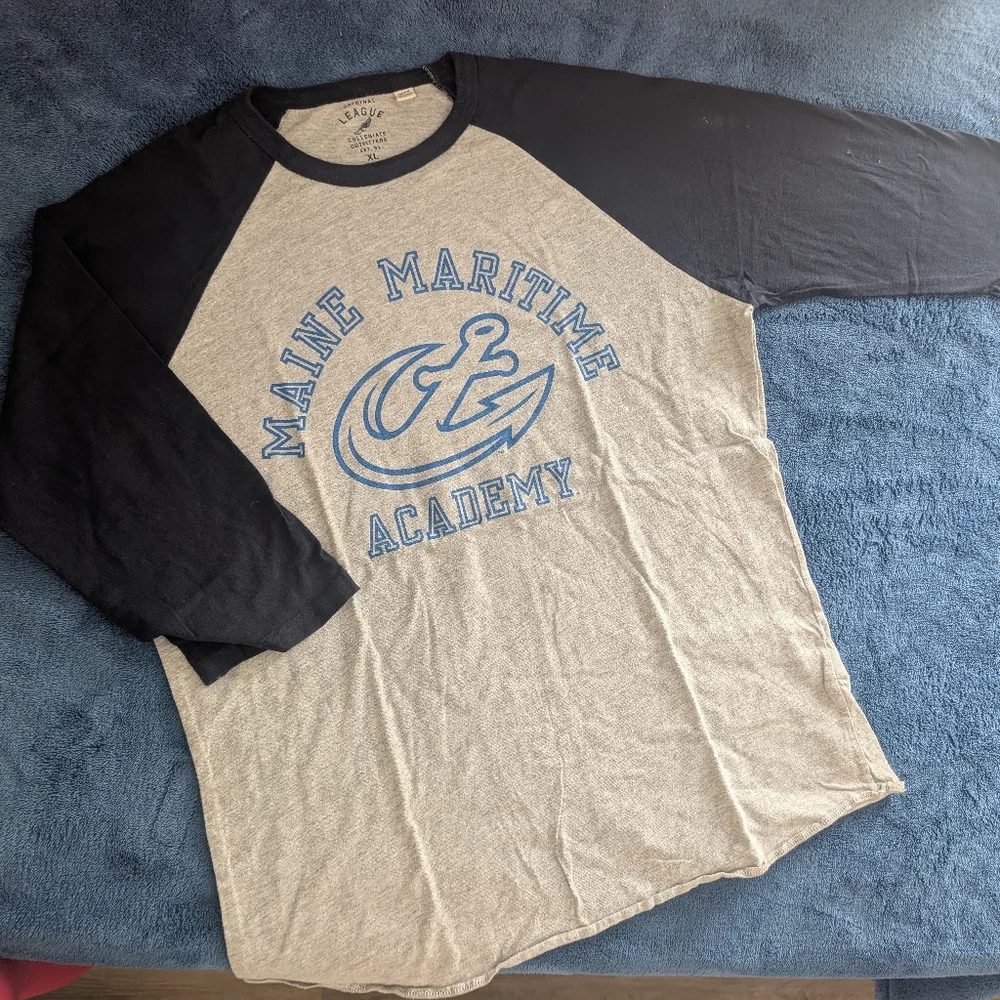 Maine Maritime Academy Shirt Bundle: Men's XL & L ⚓ - Picture 2 of 7